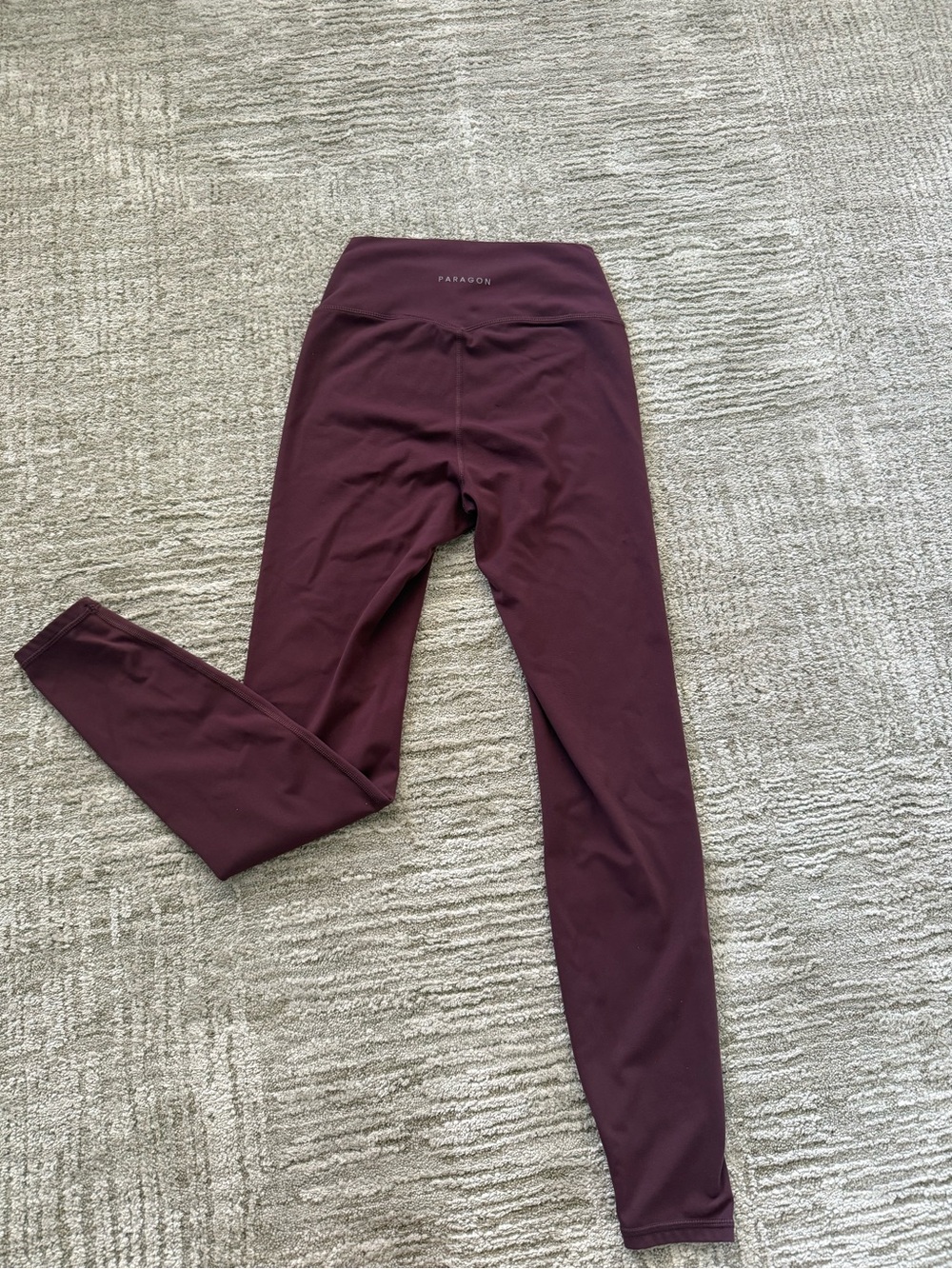 PARAGON Women's High-Rise Leggings in Burgundy